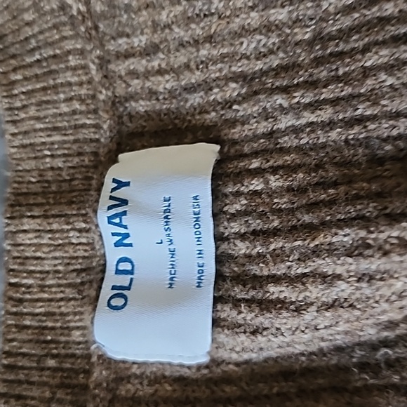 Sweater - Picture 2 of 2